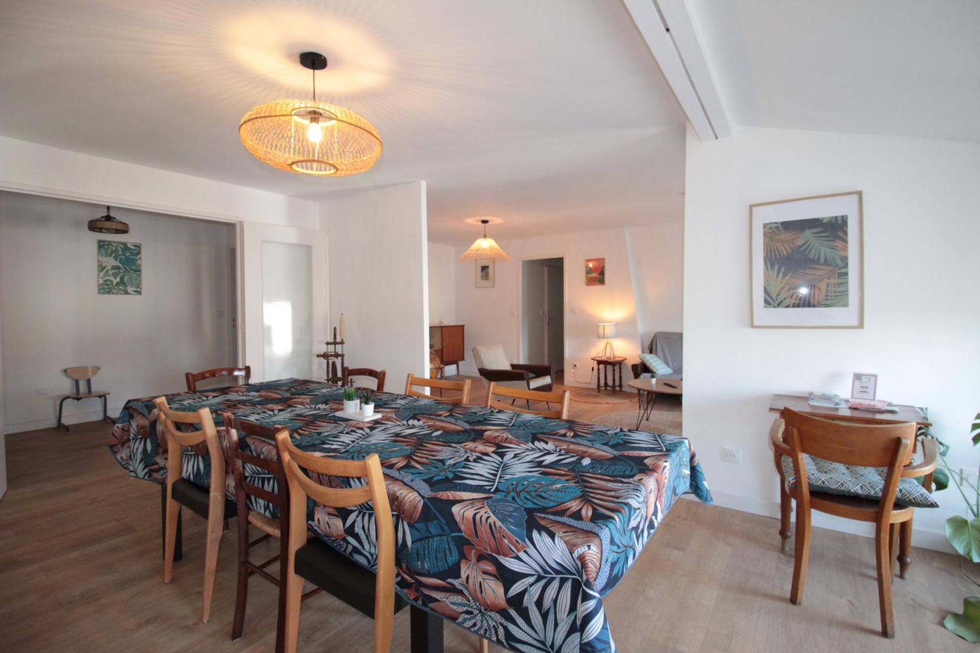 Logement Neuf "Meuse" - Hyper Centre - Parking Proche - Proche Gare - 4 Chambres - Terrasse Couverte - Wifi ! Gere Par Prestazen'Services Verdun-sur-Meuse Exterior foto