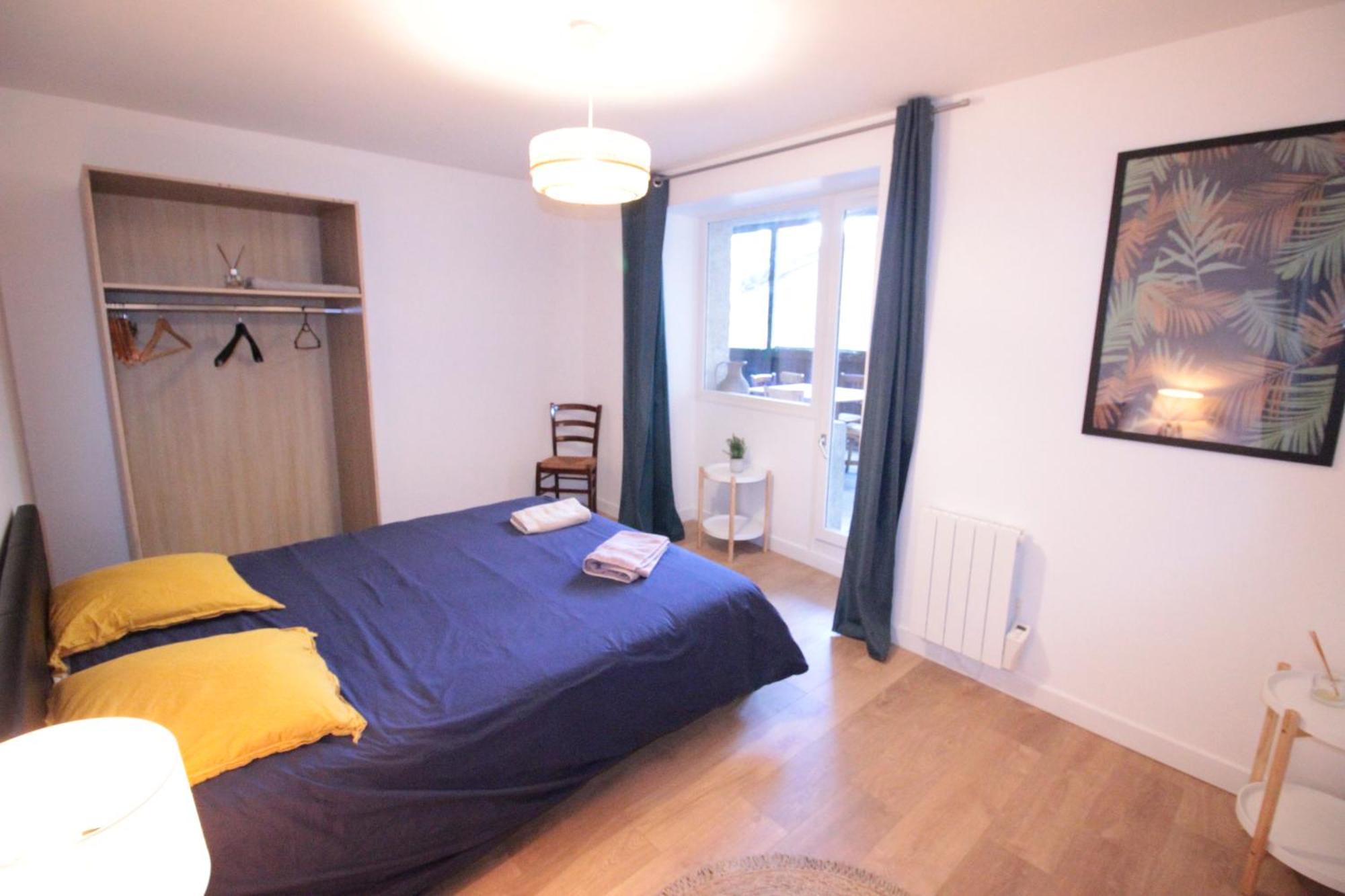 Logement Neuf "Meuse" - Hyper Centre - Parking Proche - Proche Gare - 4 Chambres - Terrasse Couverte - Wifi ! Gere Par Prestazen'Services Verdun-sur-Meuse Exterior foto